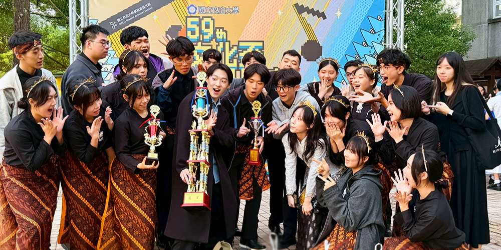 賀！企管系獲得第59屆文化盃合唱比賽冠軍！